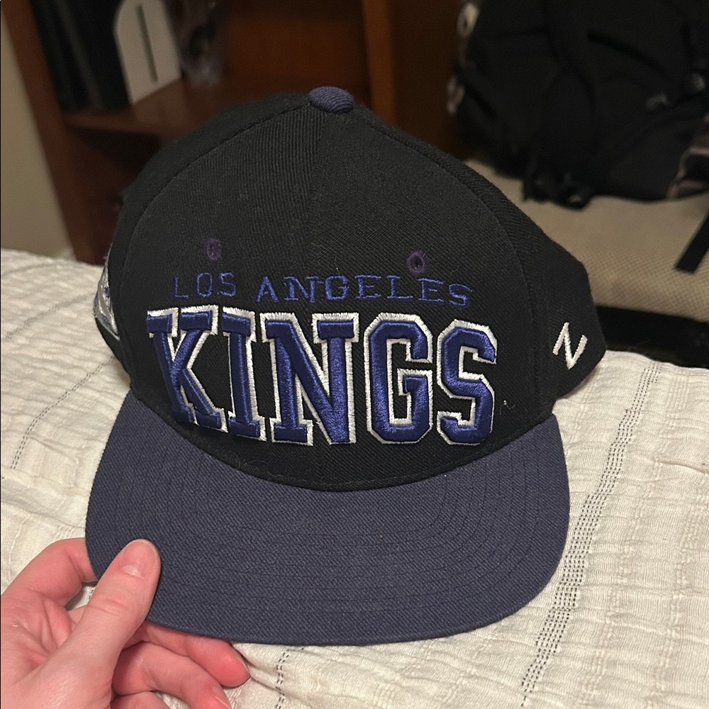 Los Angeles kings flat brim hat